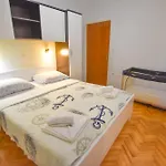 Dom wakacyjny House Rovana