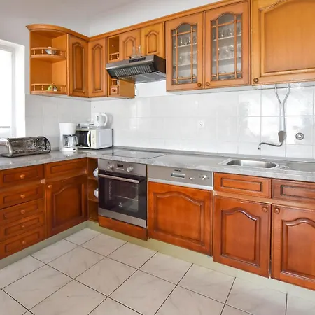 House Rovana Дом отдыха Рованьска