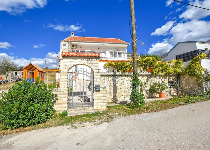 House Rovana