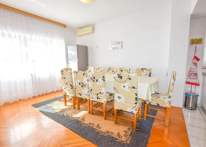 House Rovana Rovanjska