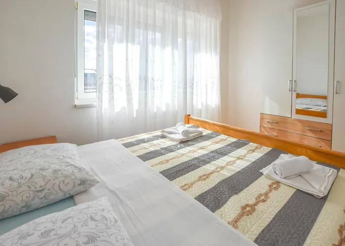 House Rovana * Rovanjska