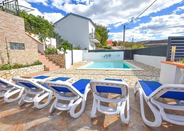 House Rovana