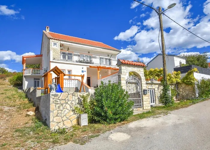 Holiday home House Rovana